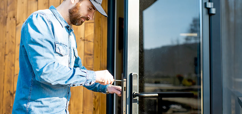 Frameless Glass Storefront Door Locks Replacement in Clifton, NJ